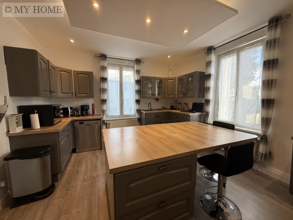 vente maison TOUL 9 pieces, 200m
