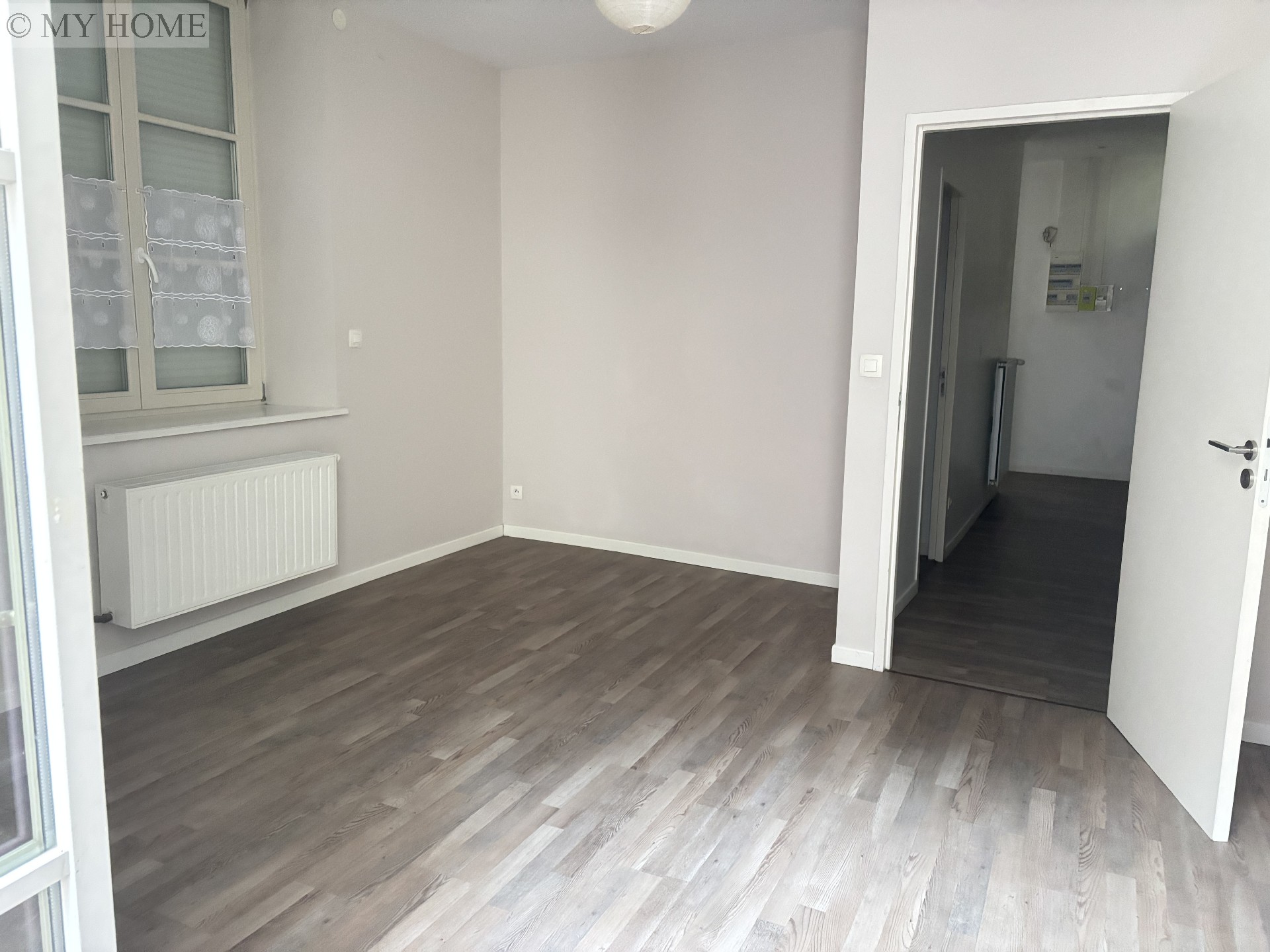 Location appartement - TOUL 105,59 m&sup2;, 5 pièces