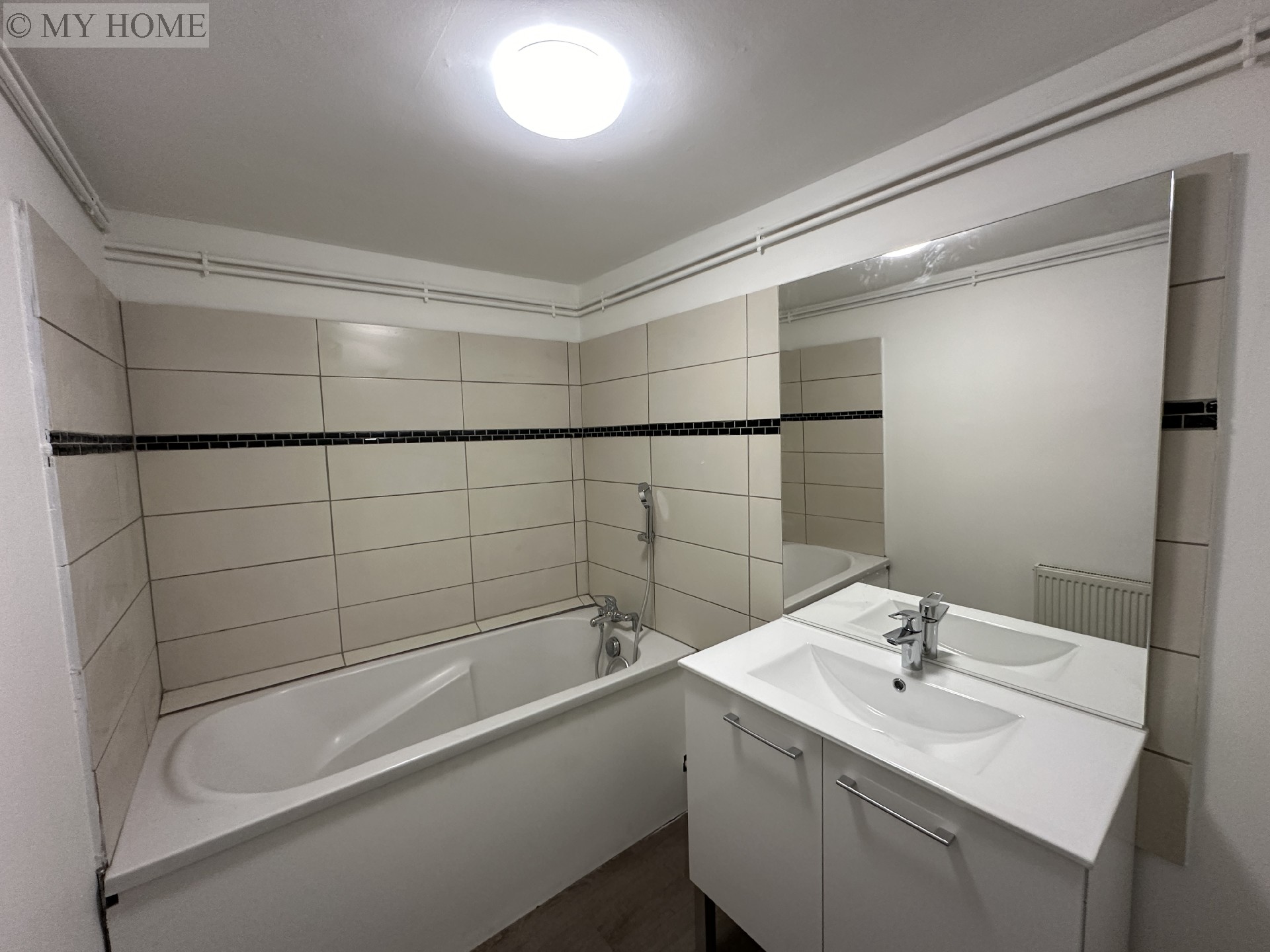 Location appartement - TOUL 47 m², 2 pièces