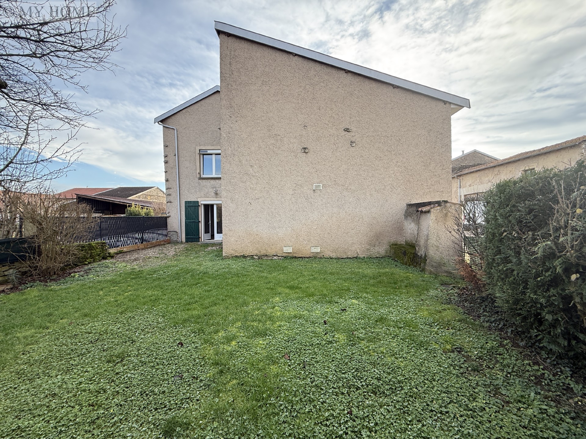 Location maison - AVRAINVILLE 138,91 m², 8 pièces