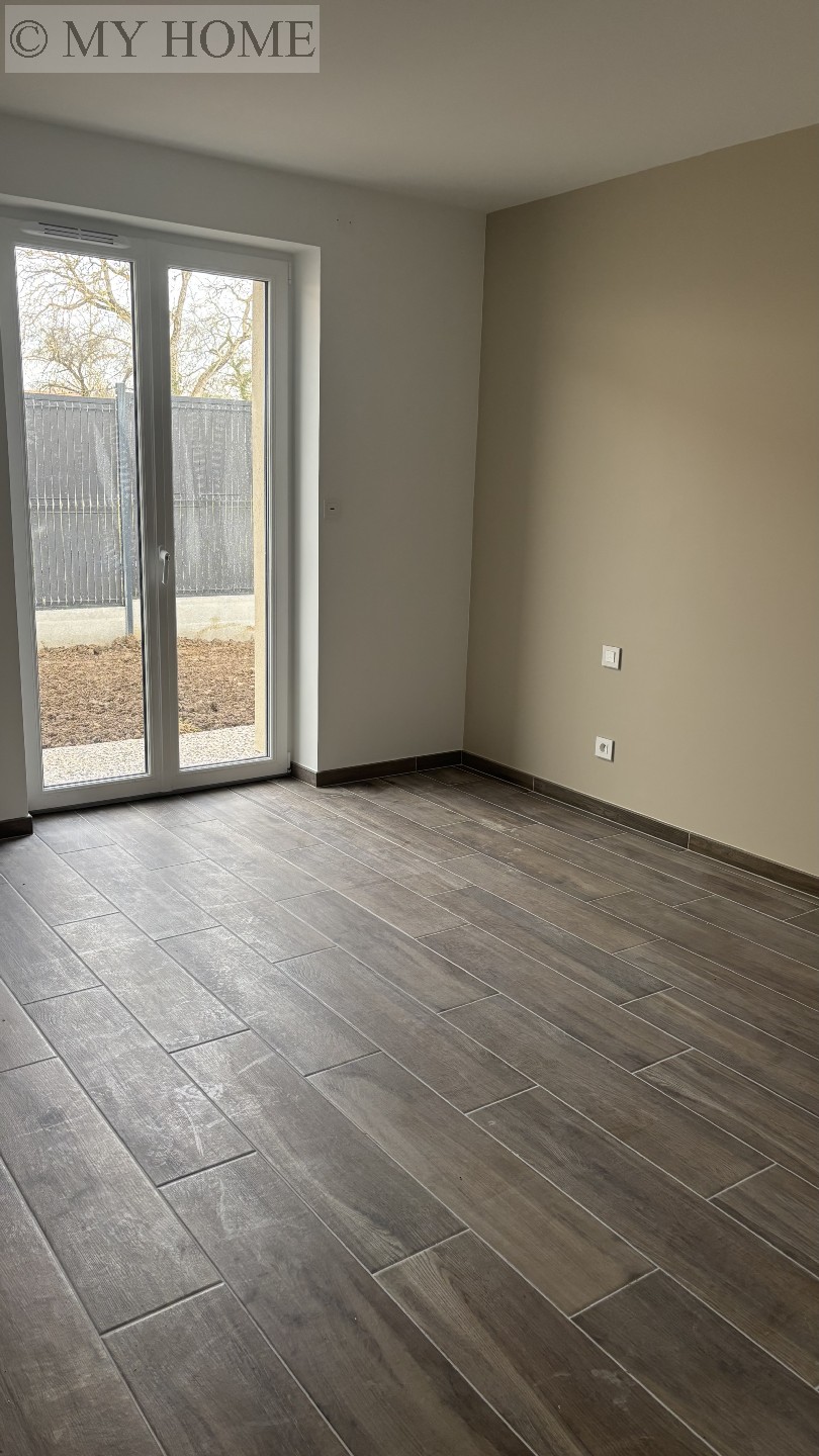 Location maison - GONDREVILLE 118 m&sup2;, 5 pièces