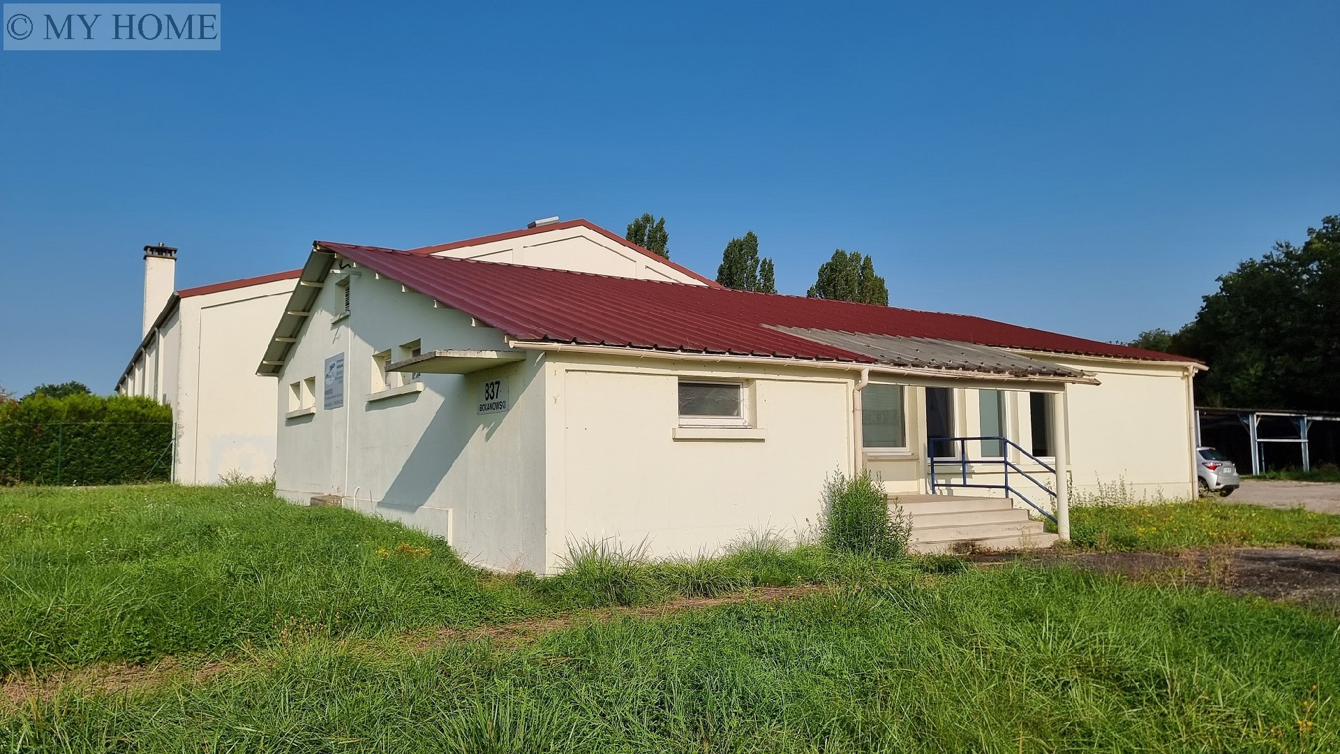 Location local professionnel - TOUL 548 m², 5 pièces