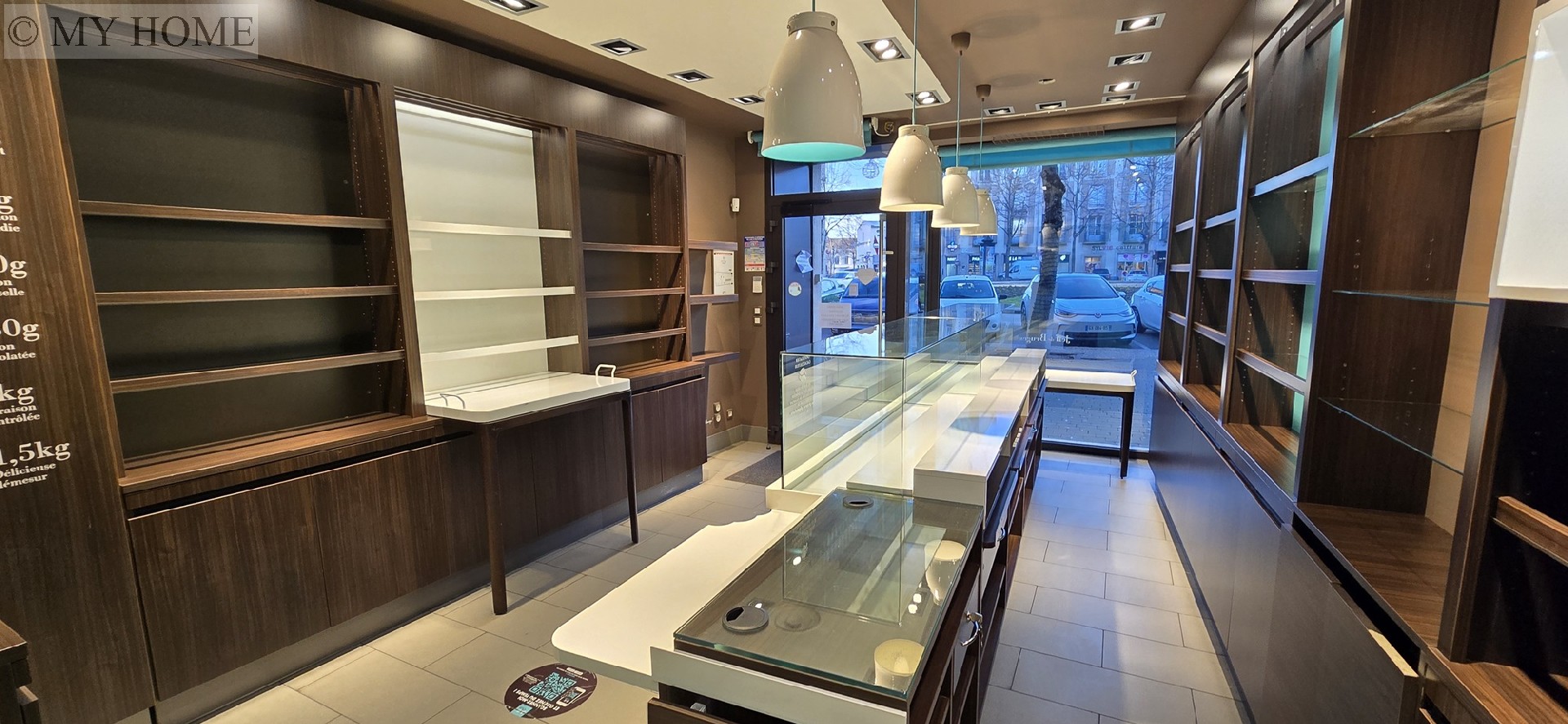 Vente local commercial - TOUL 40 m², 2 pièces