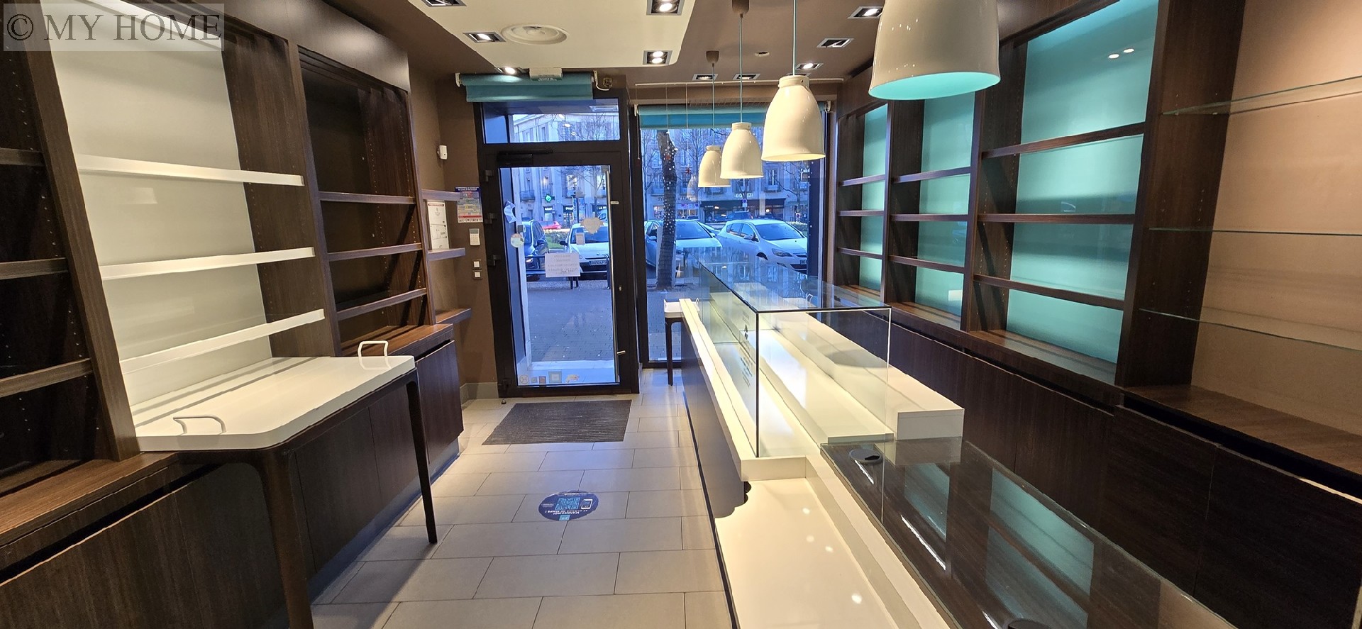 Vente local commercial - TOUL 40 m², 2 pièces