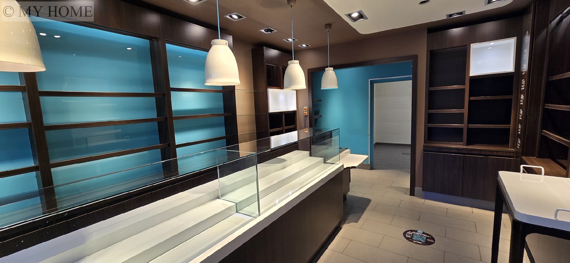 Vente local commercial - TOUL 40 m², 2 pièces