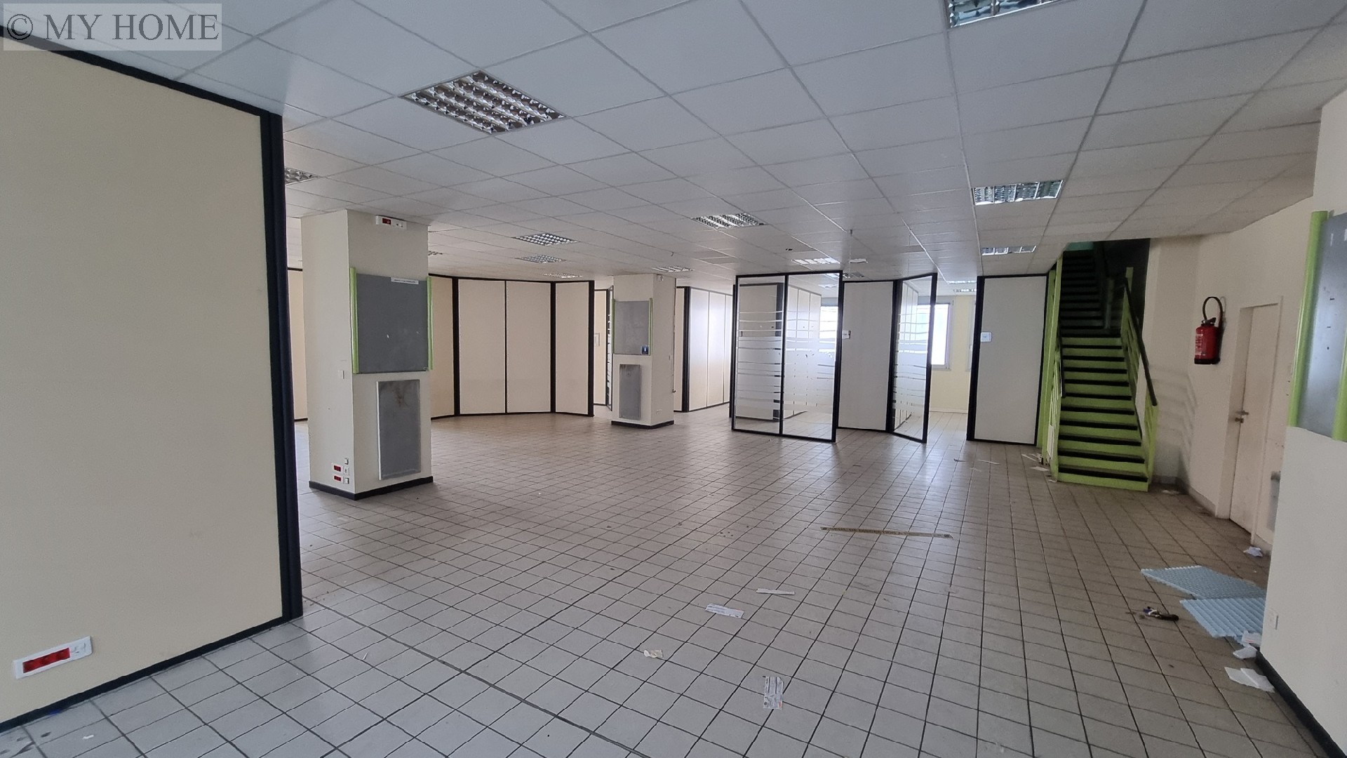 Vente local professionnel - NANCY 555 m², 15 pièces