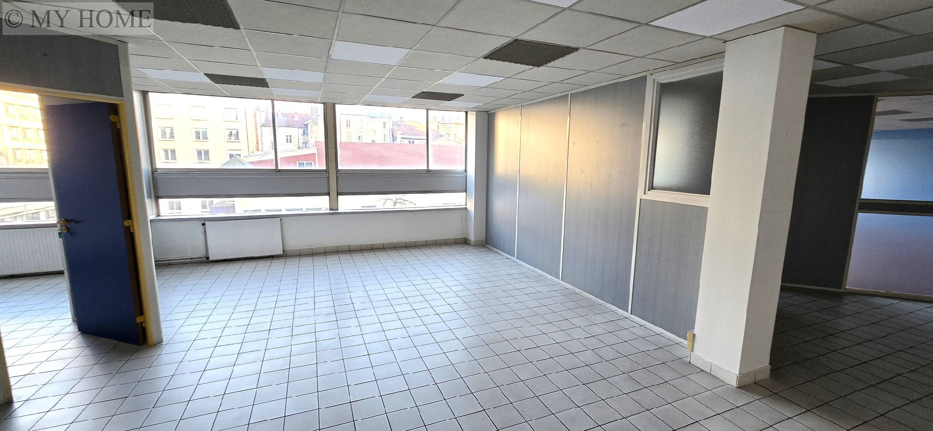 Vente local professionnel - NANCY CENTRE GARE 160 m², 5 pièces