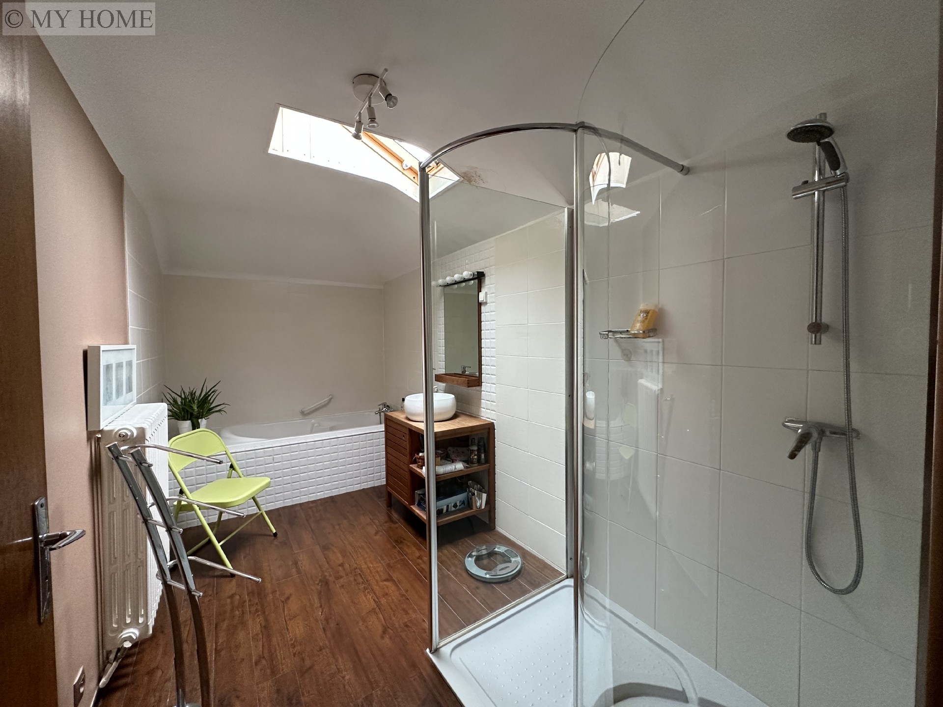 Vente maison - TOUL 220 m², 8 pièces
