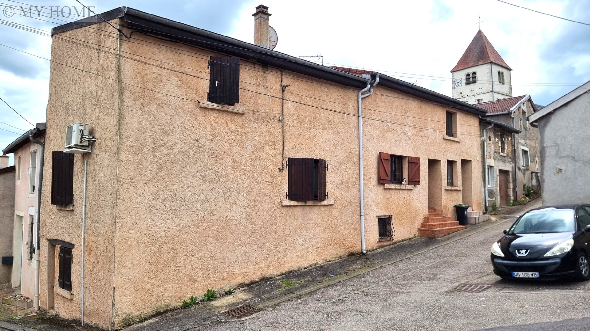 Vente maison - DOMGERMAIN 185 m², 6 pièces