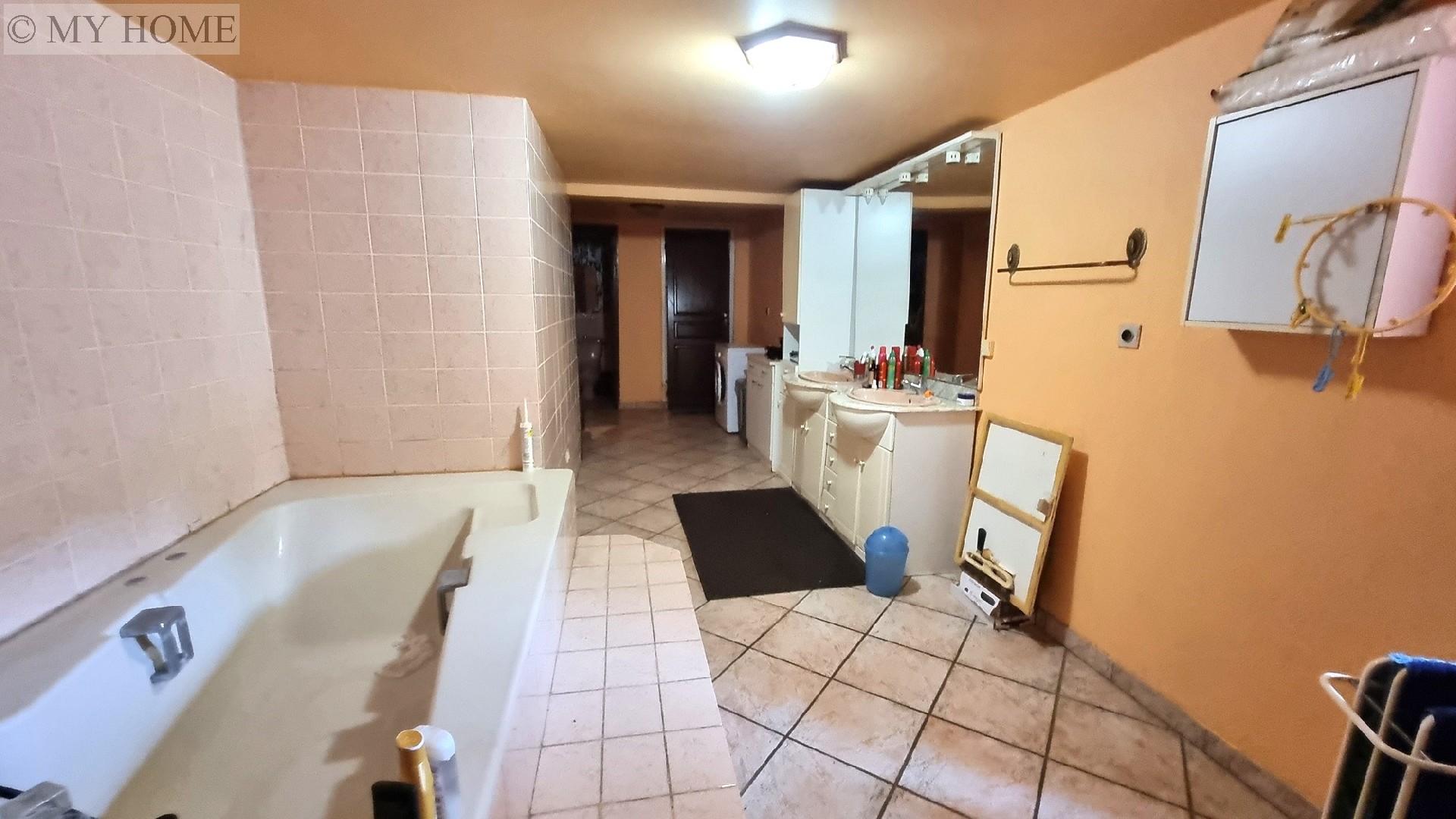 Vente maison - DOMGERMAIN 185 m², 6 pièces