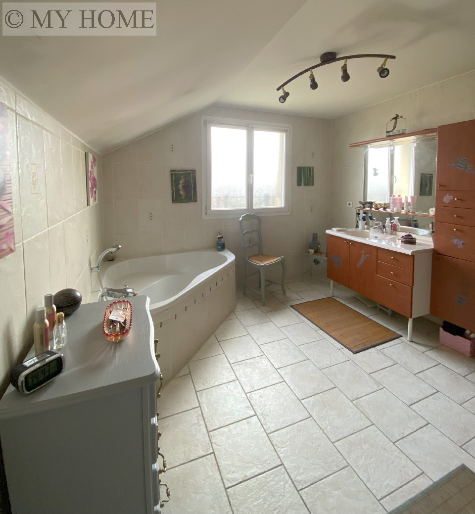 Vente maison - TOUL 123 m&sup2;, 5 pièces