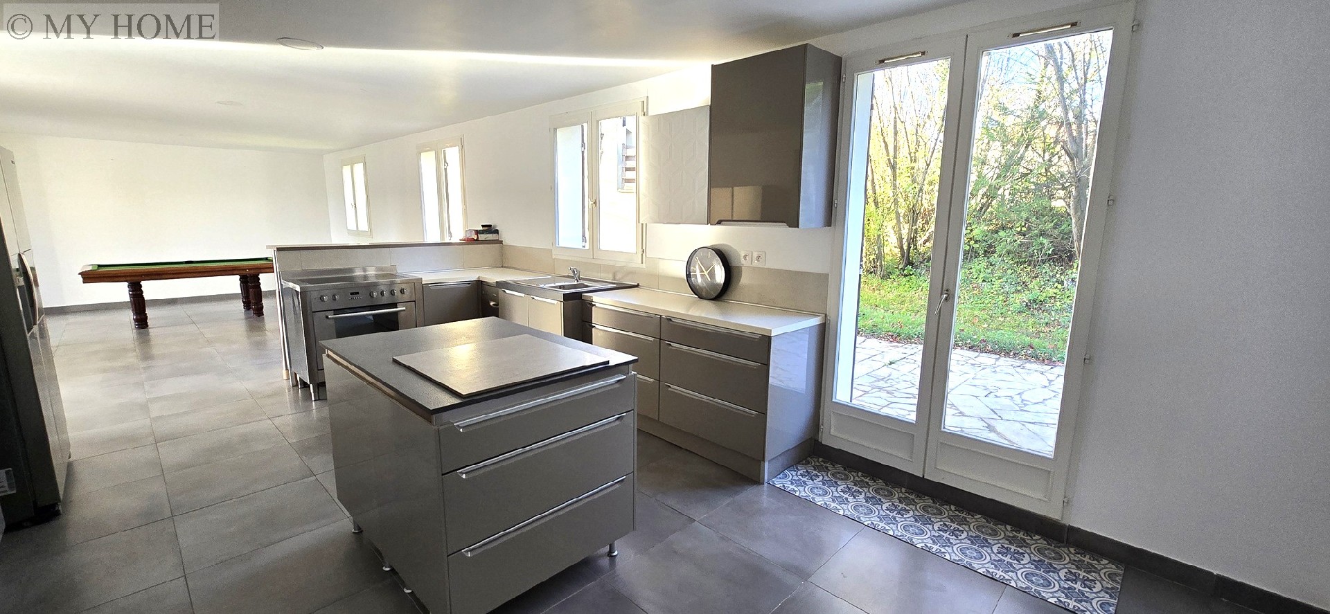 Vente maison - FLEVILLE DEVANT NANCY 166 m², 6 pièces