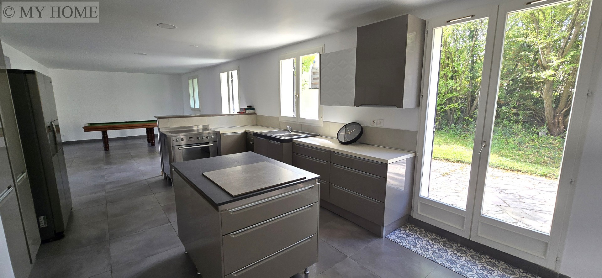 Vente maison - FLEVILLE DEVANT NANCY 166 m², 6 pièces