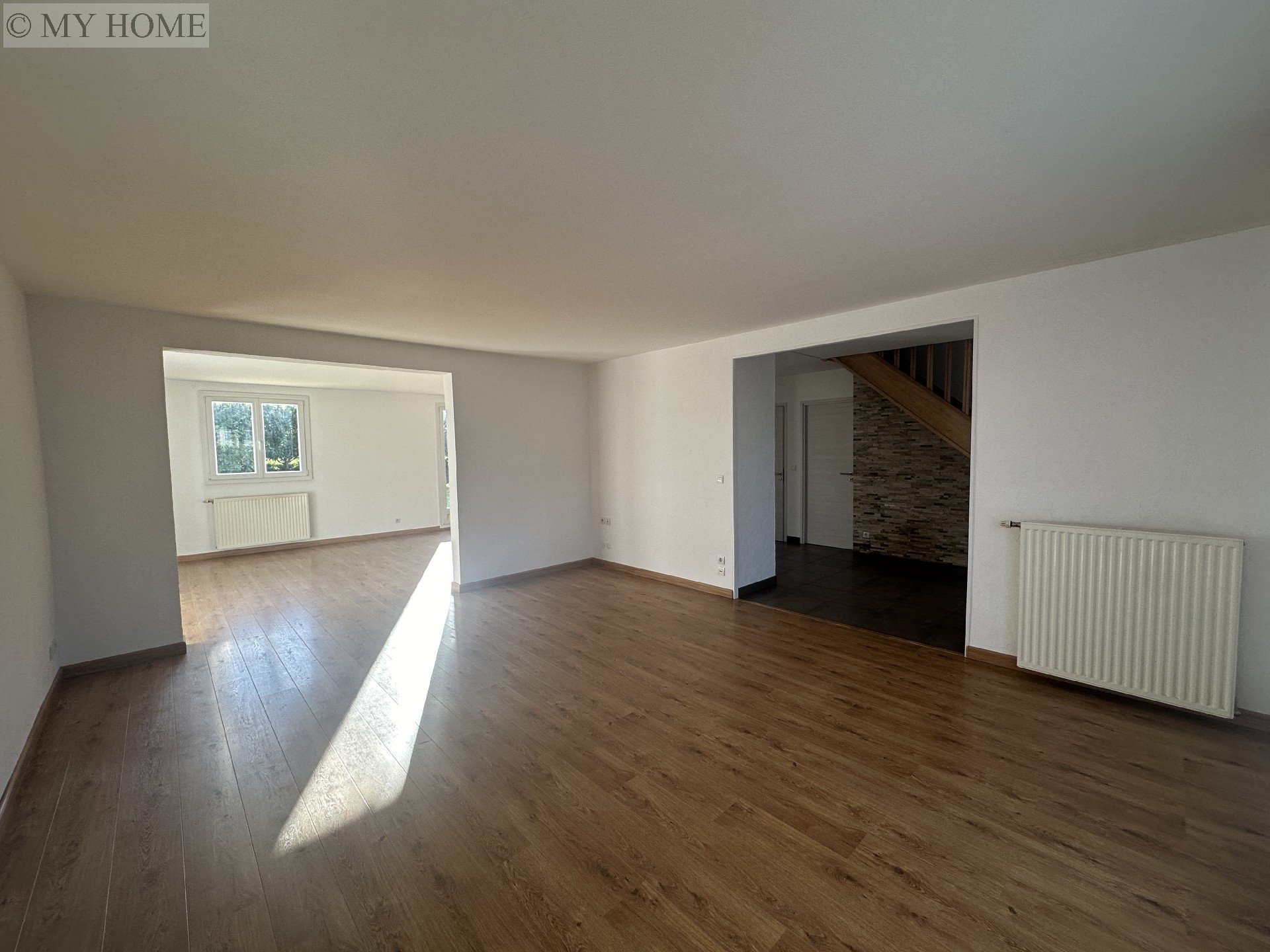 Vente maison - GONDREVILLE 175 m², 8 pièces