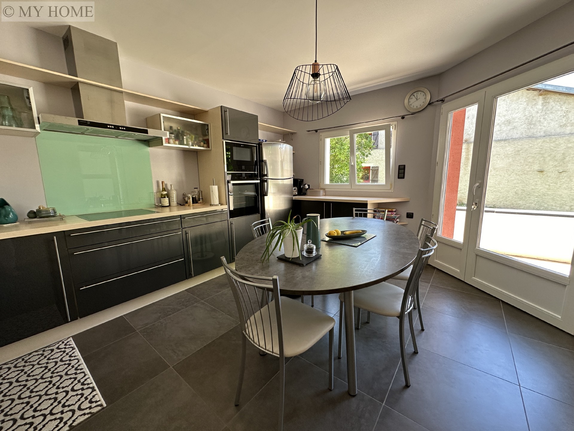 Vente maison - LAGNEY 276 m², 9 pièces
