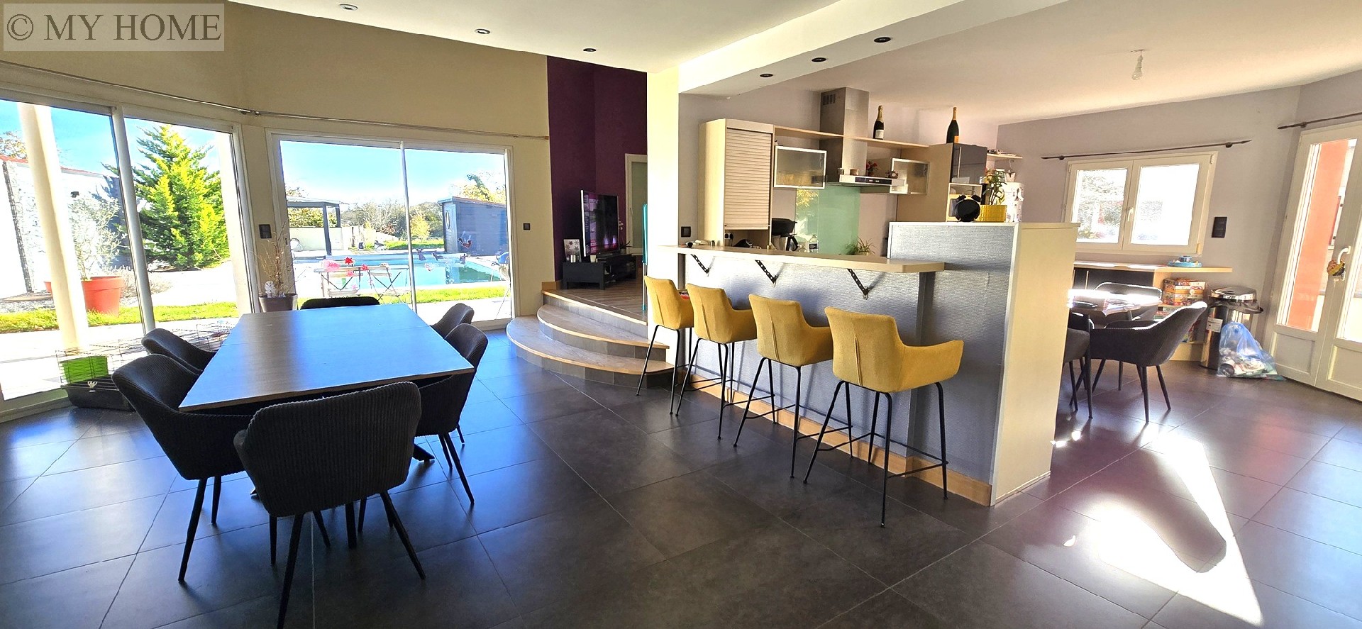 Vente maison - LAGNEY 276 m², 9 pièces