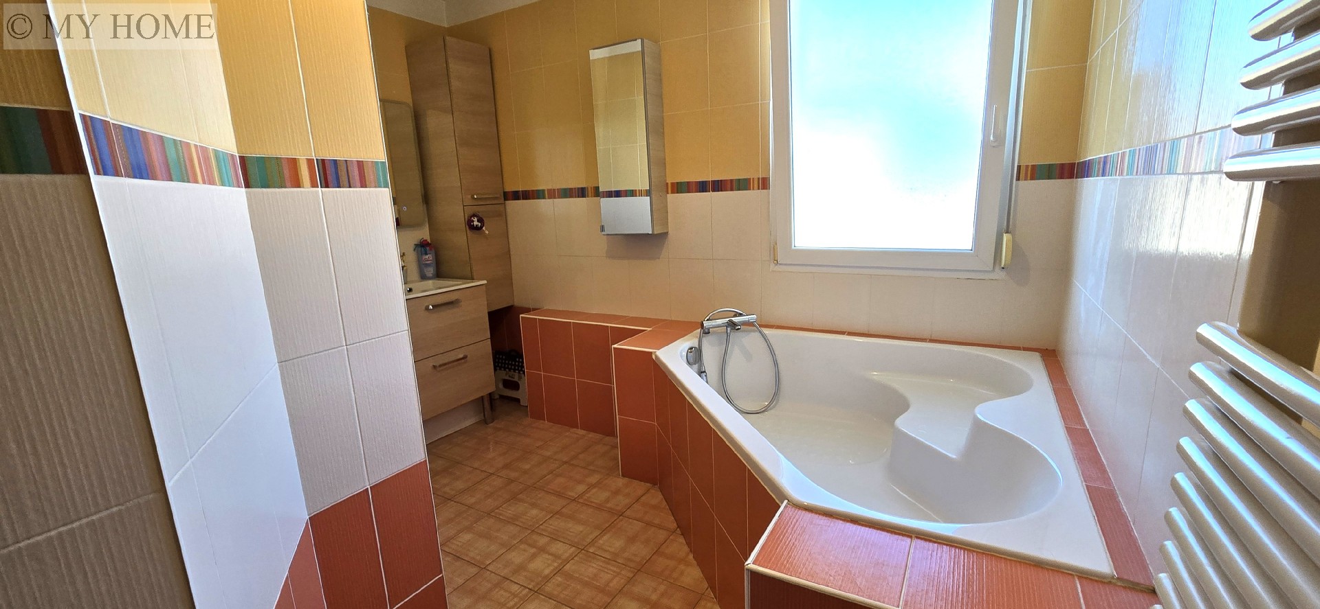 Vente maison - LAGNEY 276 m², 9 pièces