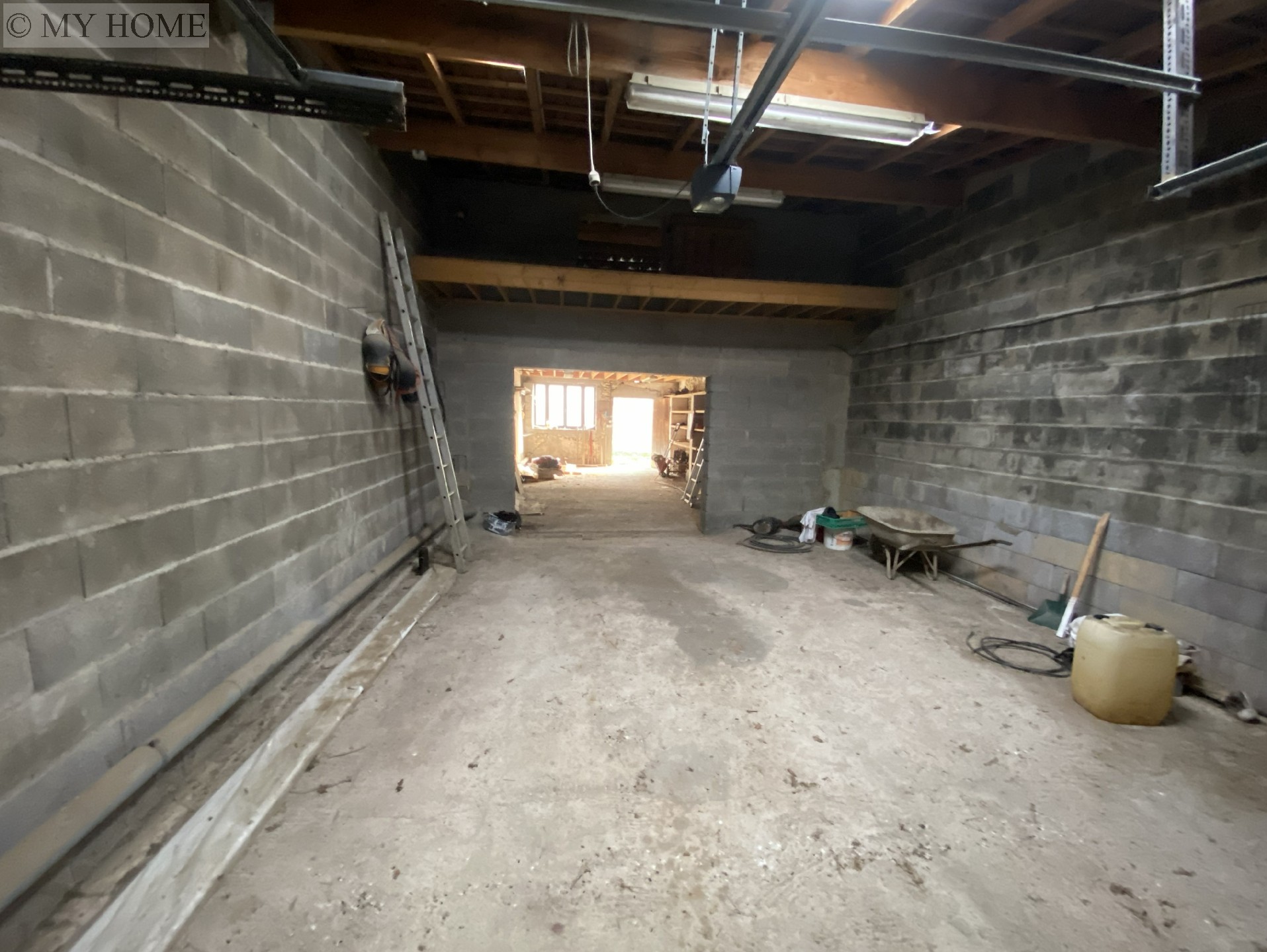 Vente maison - LAGNEY 133 m&sup2;, 6 pièces