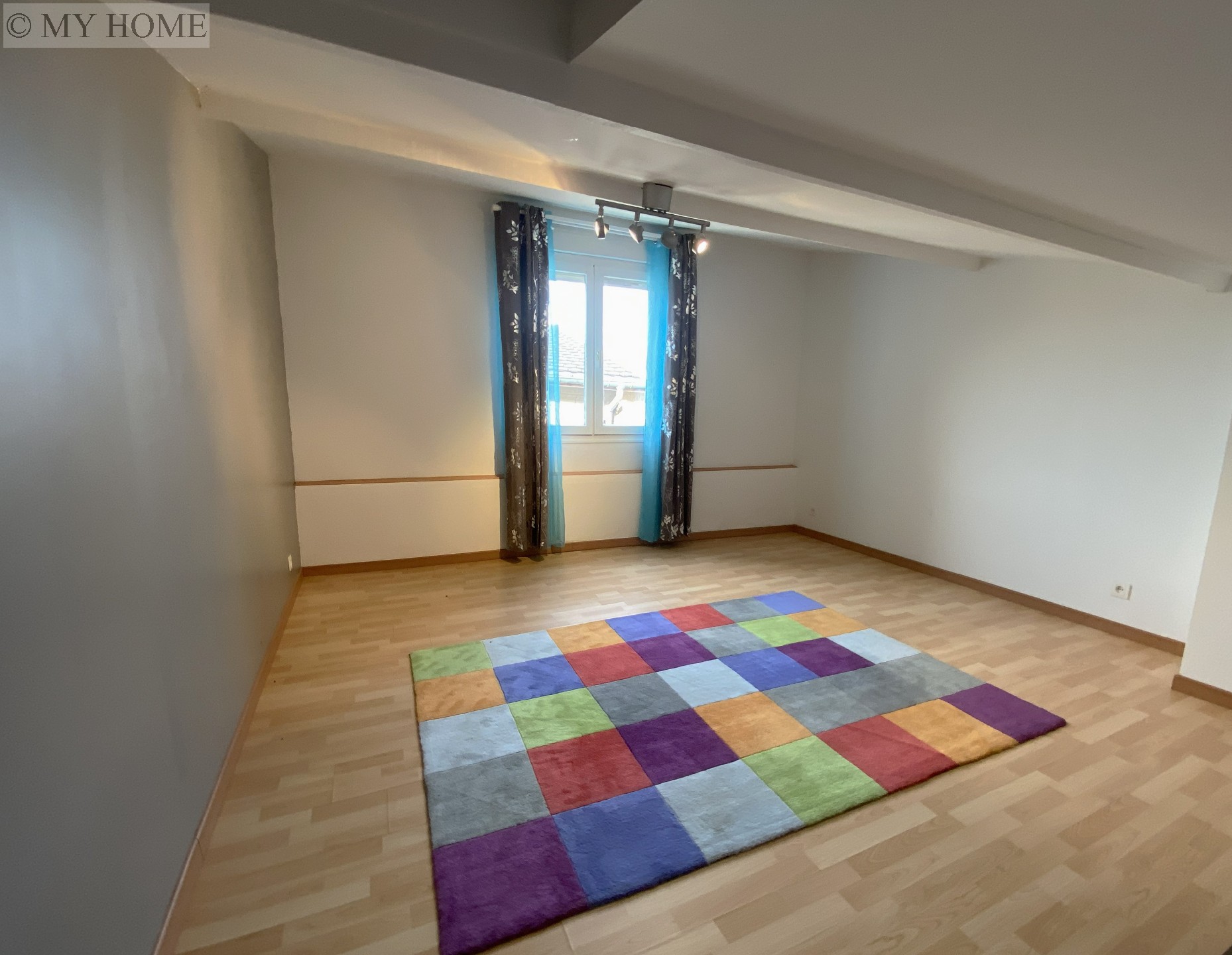 Vente maison - LAGNEY 133 m², 6 pièces