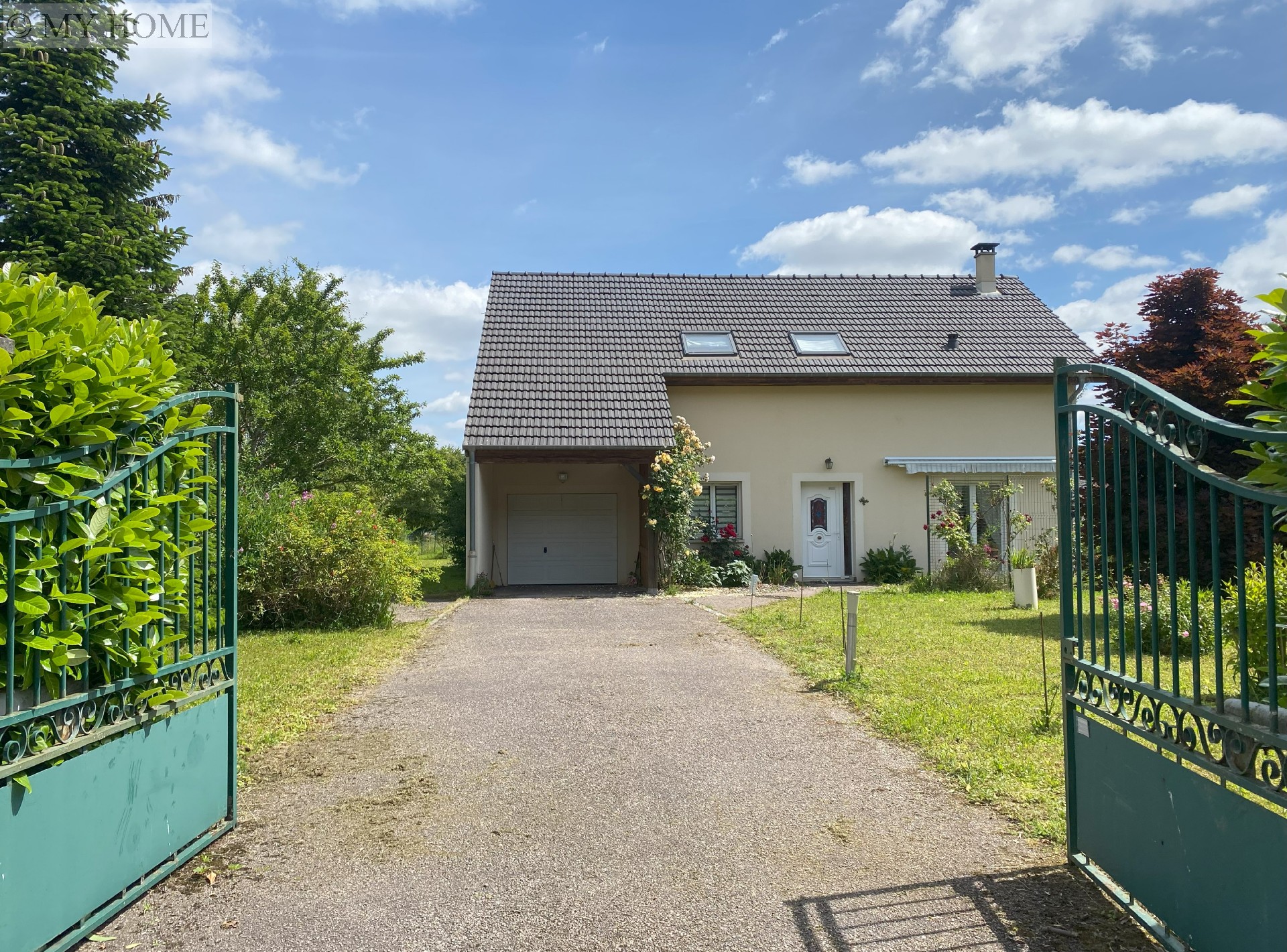 Vente maison - TOUL 123 m&sup2;, 5 pièces