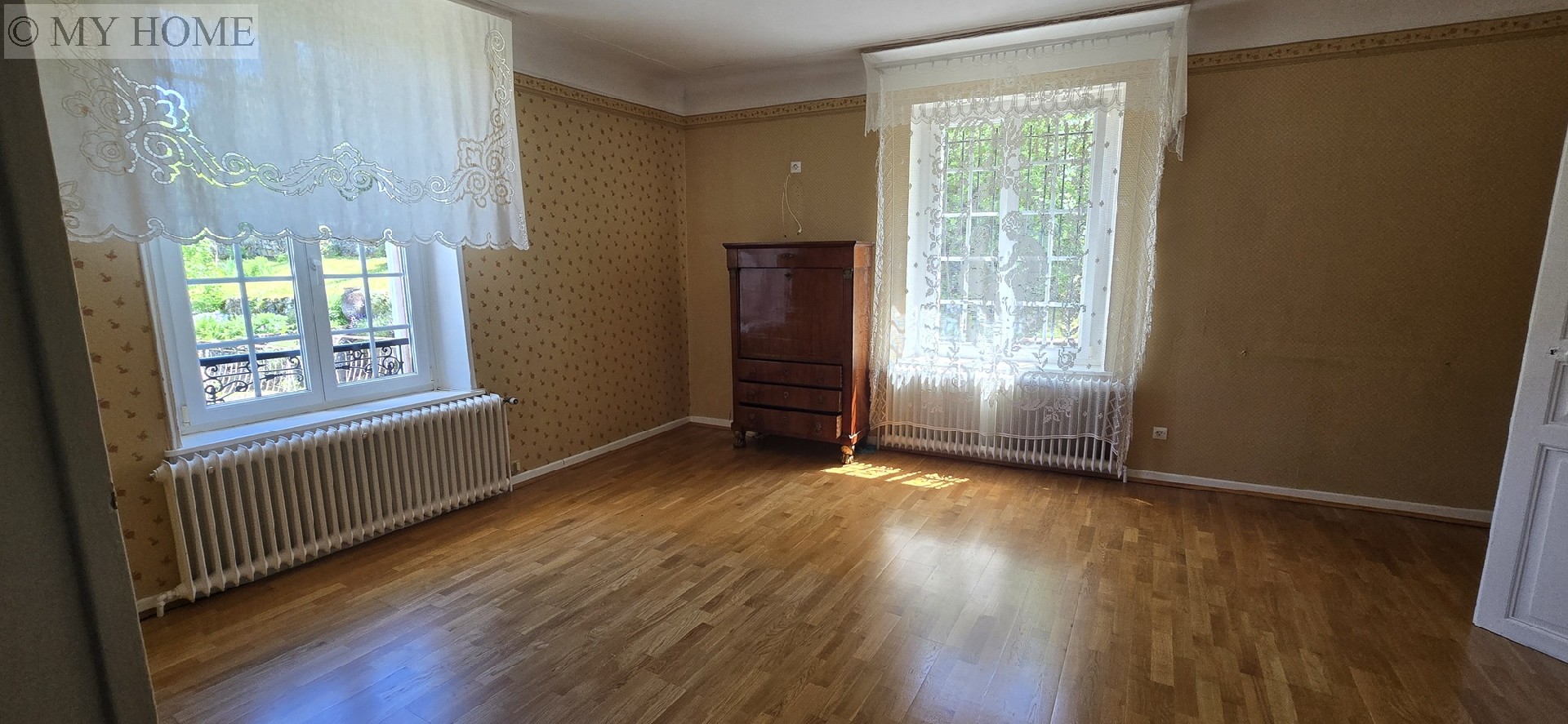 Vente maison - TOUL 508 m², 16 pièces