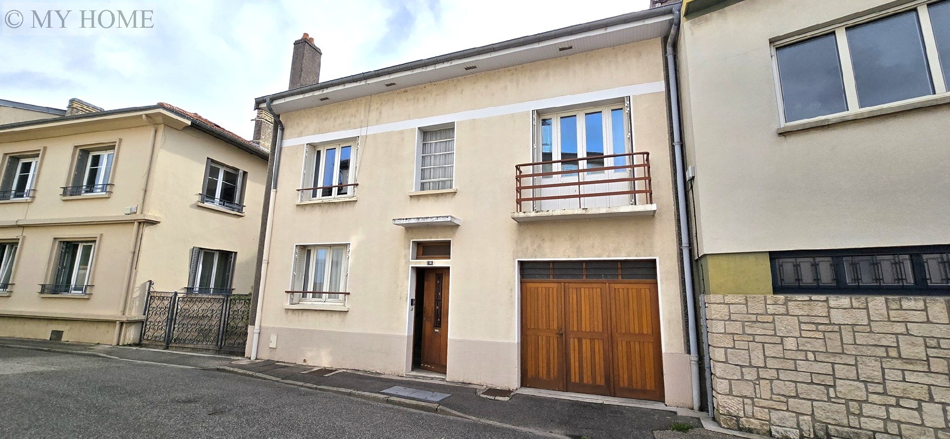 Vente maison - TOUL 180 m², 8 pièces