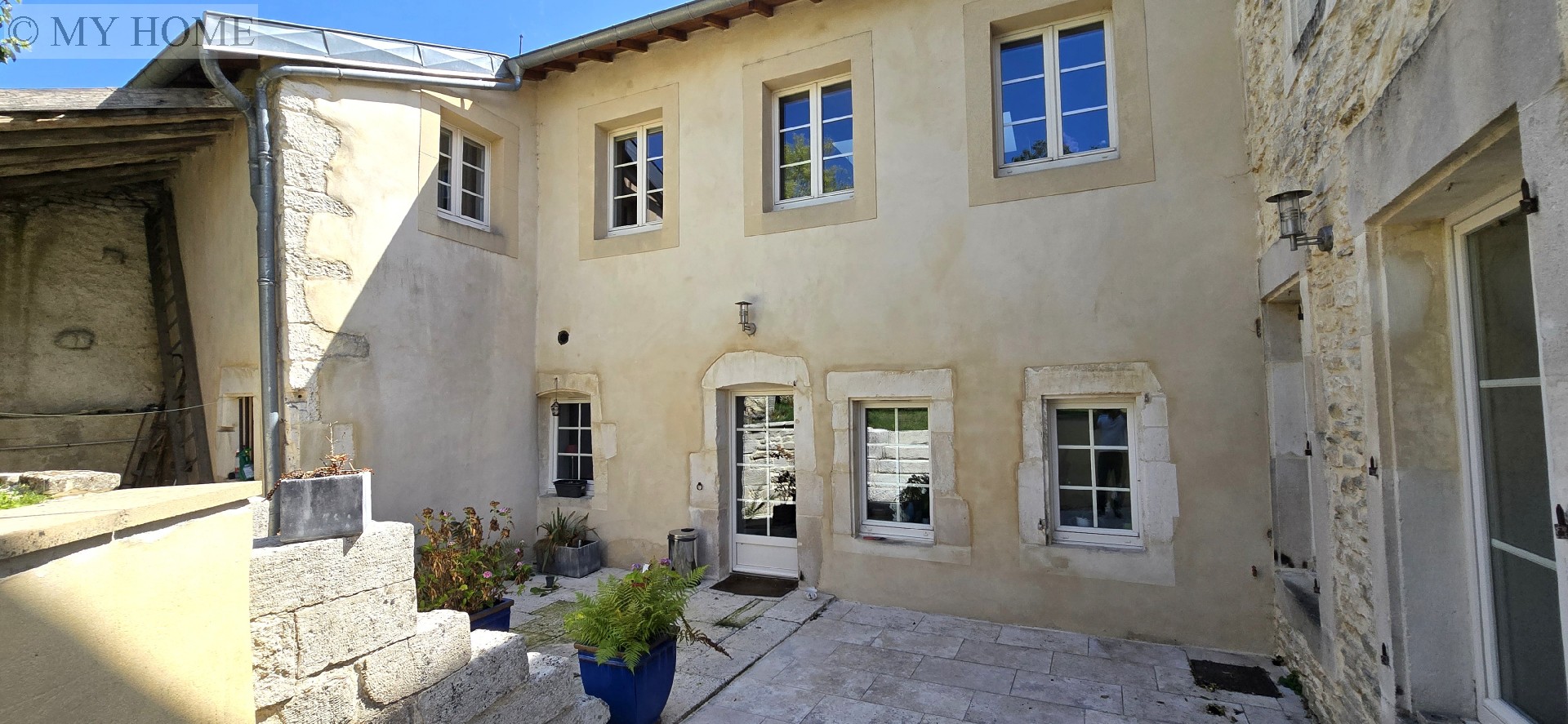 Vente maison - SORCY ST MARTIN 334 m², 10 pièces