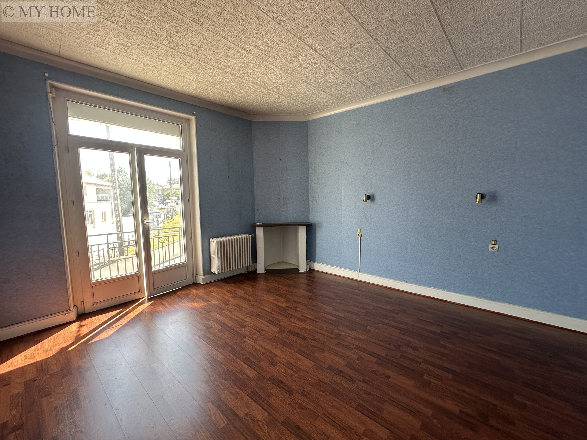 Vente maison - VELAINE EN HAYE 219 m², 8 pièces