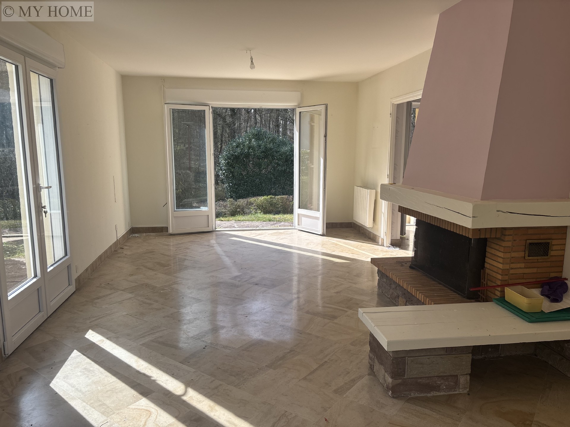 Vente maison - VELAINE EN HAYE 120,5 m&sup2;, 7 pièces