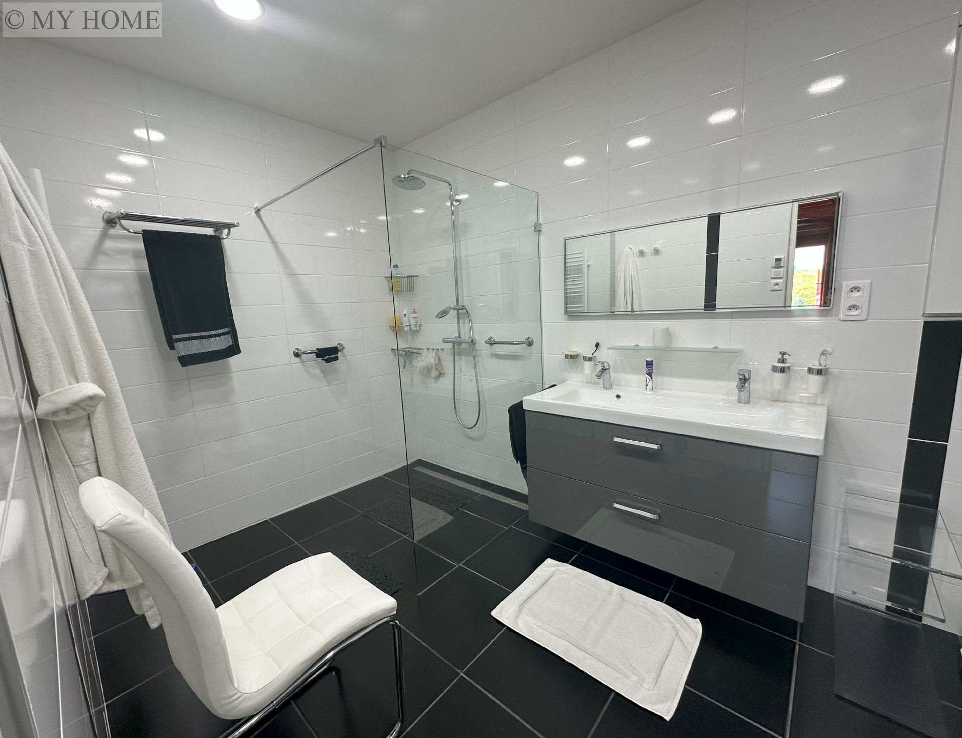 Vente propriete - TOUL 435 m², 11 pièces