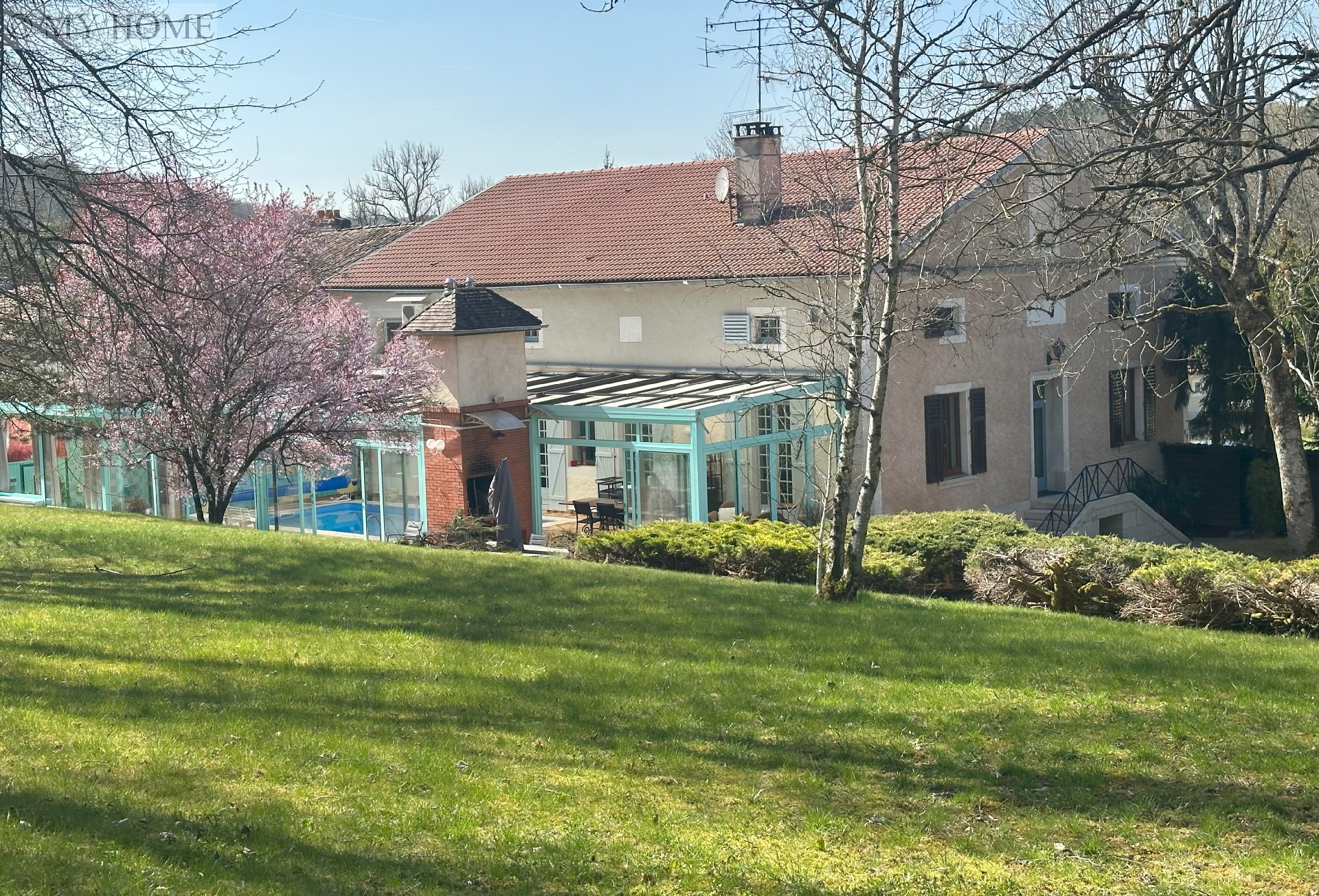 Vente propriete - TOUL 435 m², 11 pièces